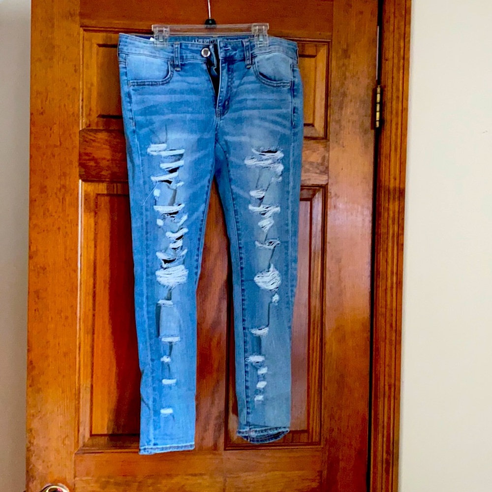 American Eagle Super Stretch Jeans.